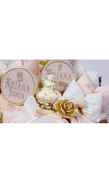 Lumanare botez cu fluturi si broderie personalizata gold 15
